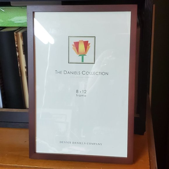 Dennis Daniels 8"x 12" Walnut (W41) Classic Wood Picture Frame #W4112WN (New) - Picture 2 of 5